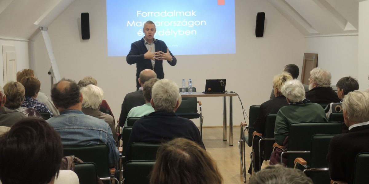 Az 1848-as forradalom és szabadságharc, az 1918-as és az 1956-os forradalom előzményeiről és következményeiről a torockói Duna-Házban Az 1848-as forradalom és szabadságharc, az 1918-as és az 1956-os forradalom előzményeiről és következményeiről a torockói Duna-Házban